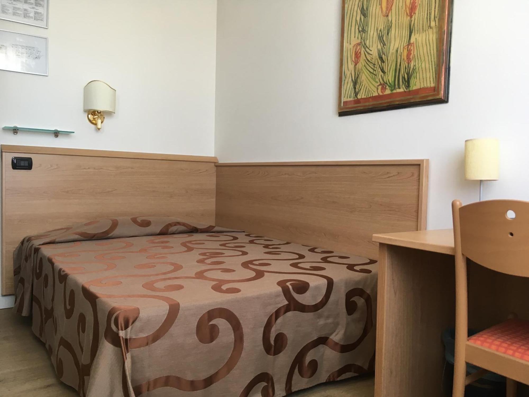 Hotel Carlton Lignano Sabbiadoro Pokój zdjęcie