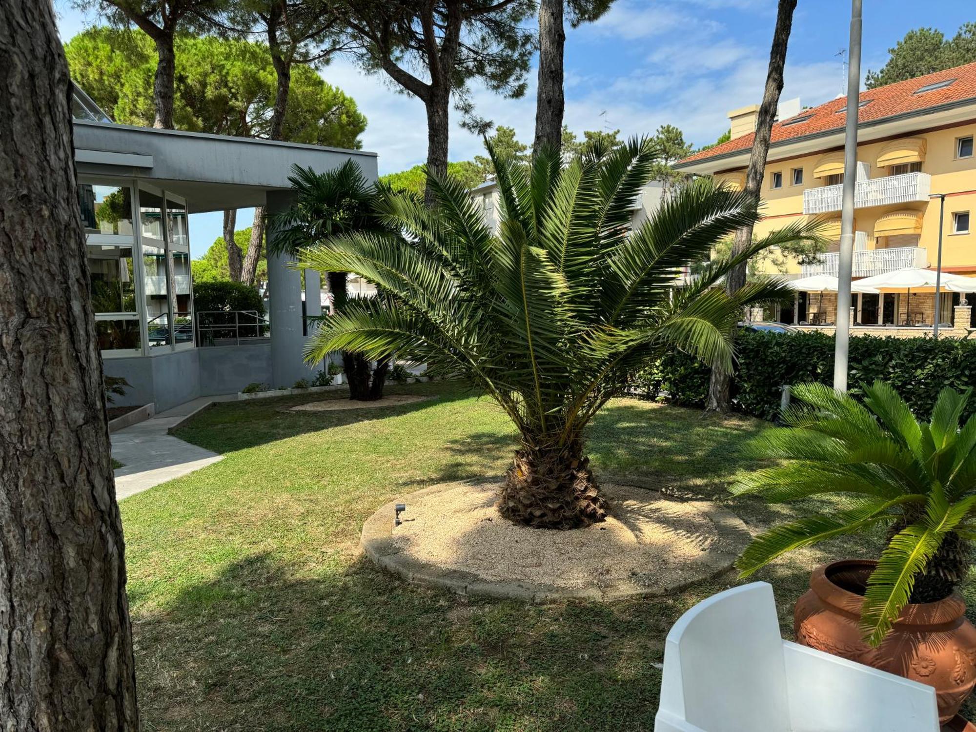 Hotel Carlton Lignano Sabbiadoro Zewnętrze zdjęcie