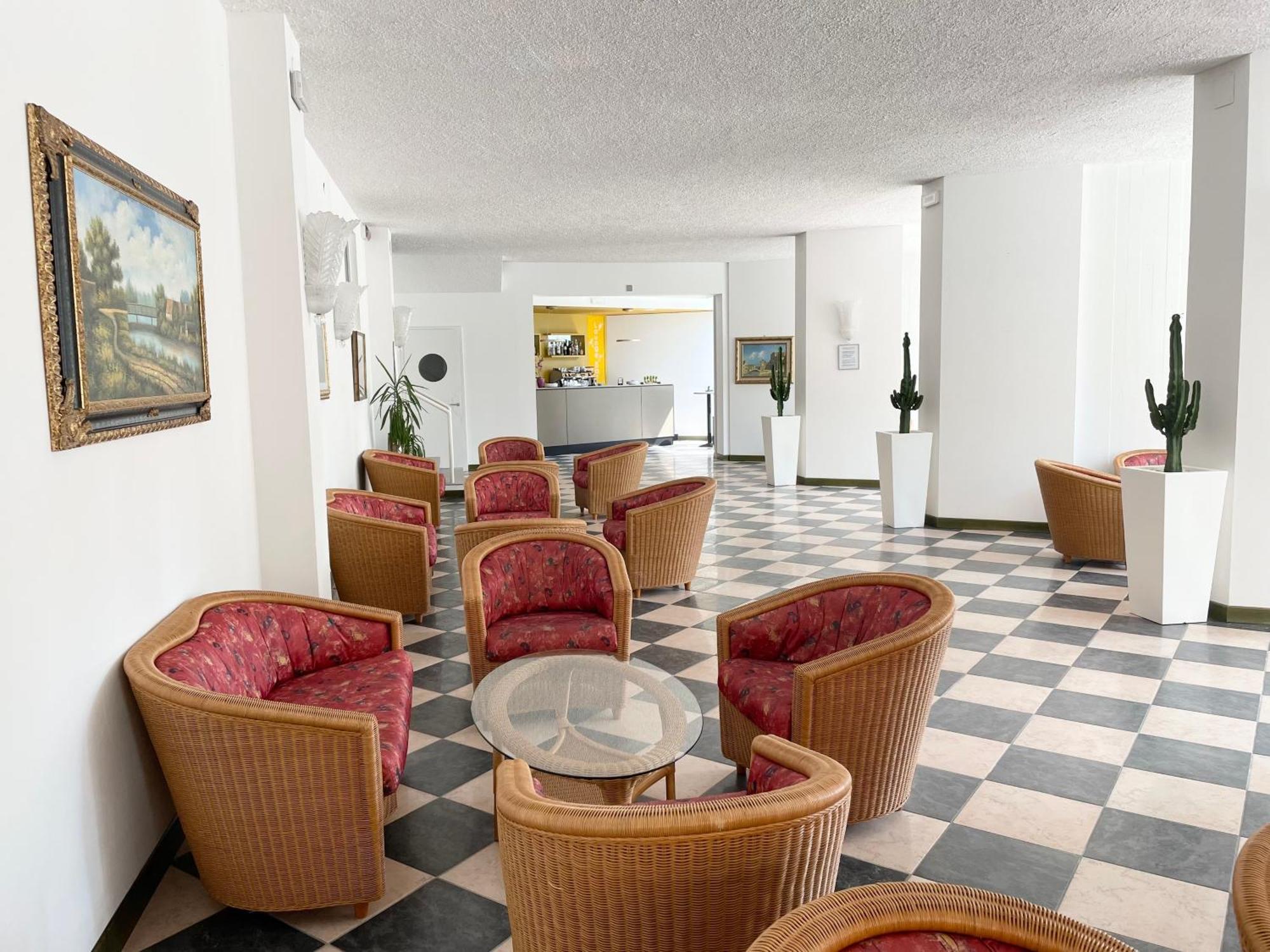Hotel Carlton Lignano Sabbiadoro Zewnętrze zdjęcie