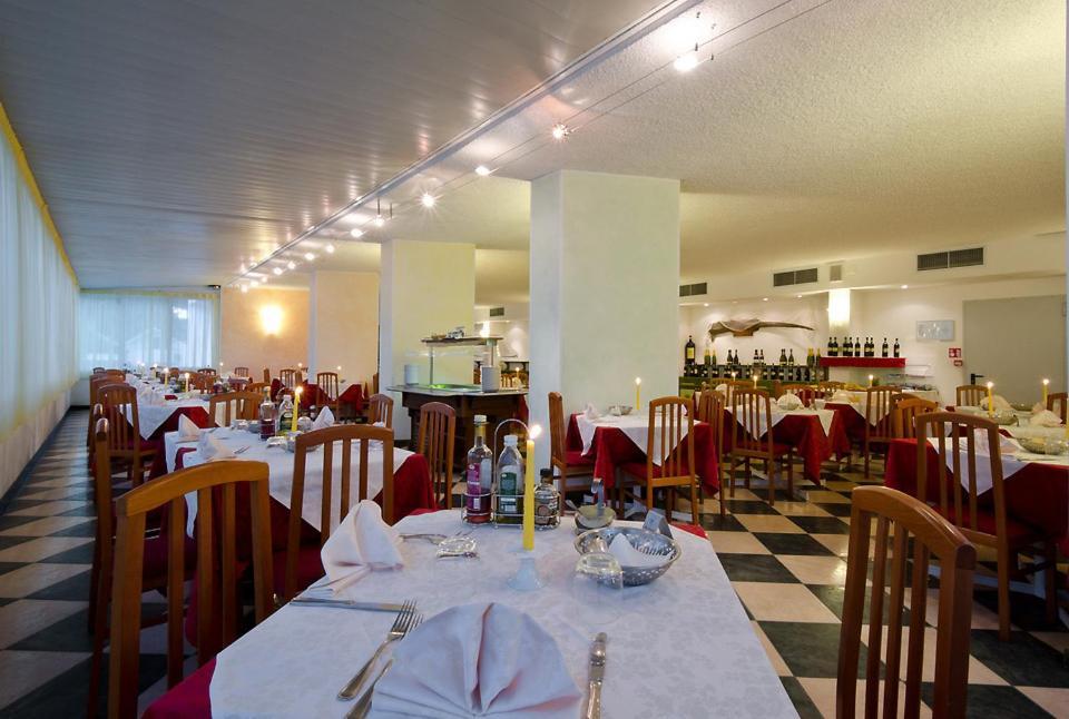 Hotel Carlton Lignano Sabbiadoro Zewnętrze zdjęcie