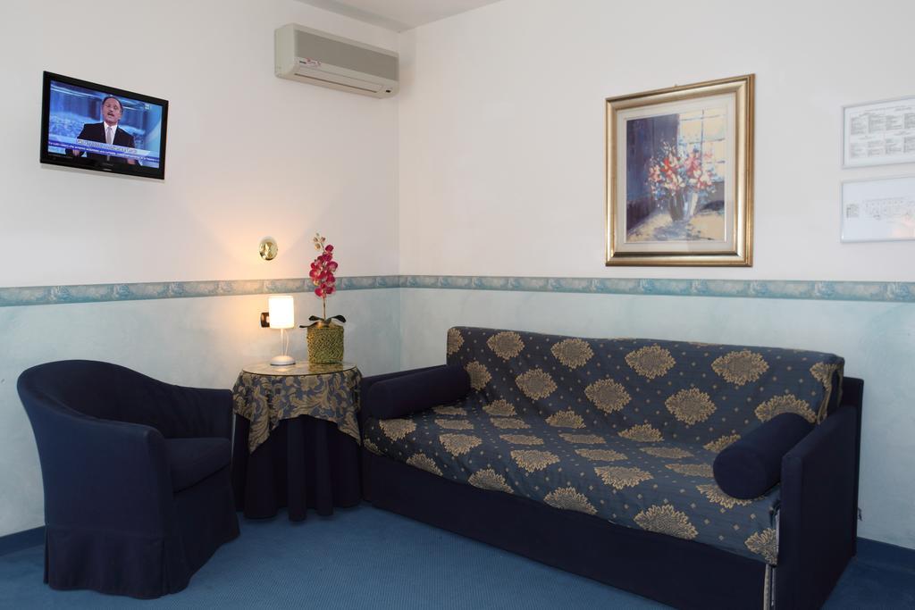 Hotel Carlton Lignano Sabbiadoro Zewnętrze zdjęcie